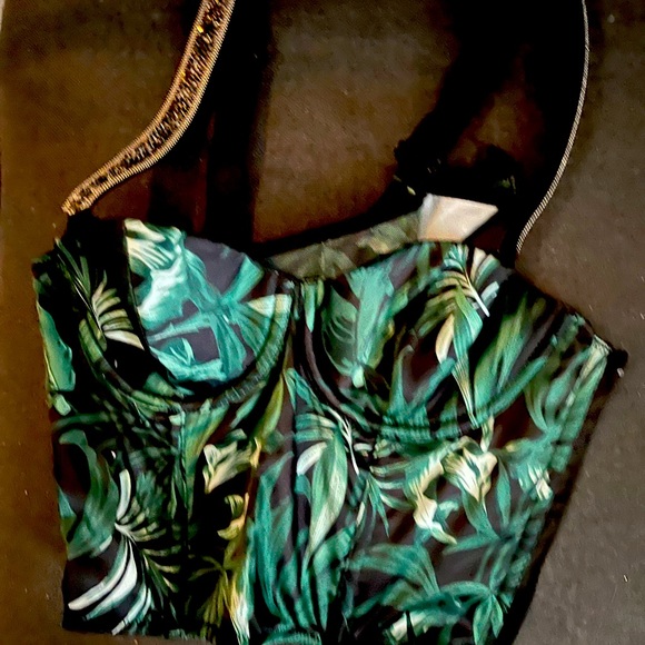 victoria secret 32b brand new top - Picture 3 of 5